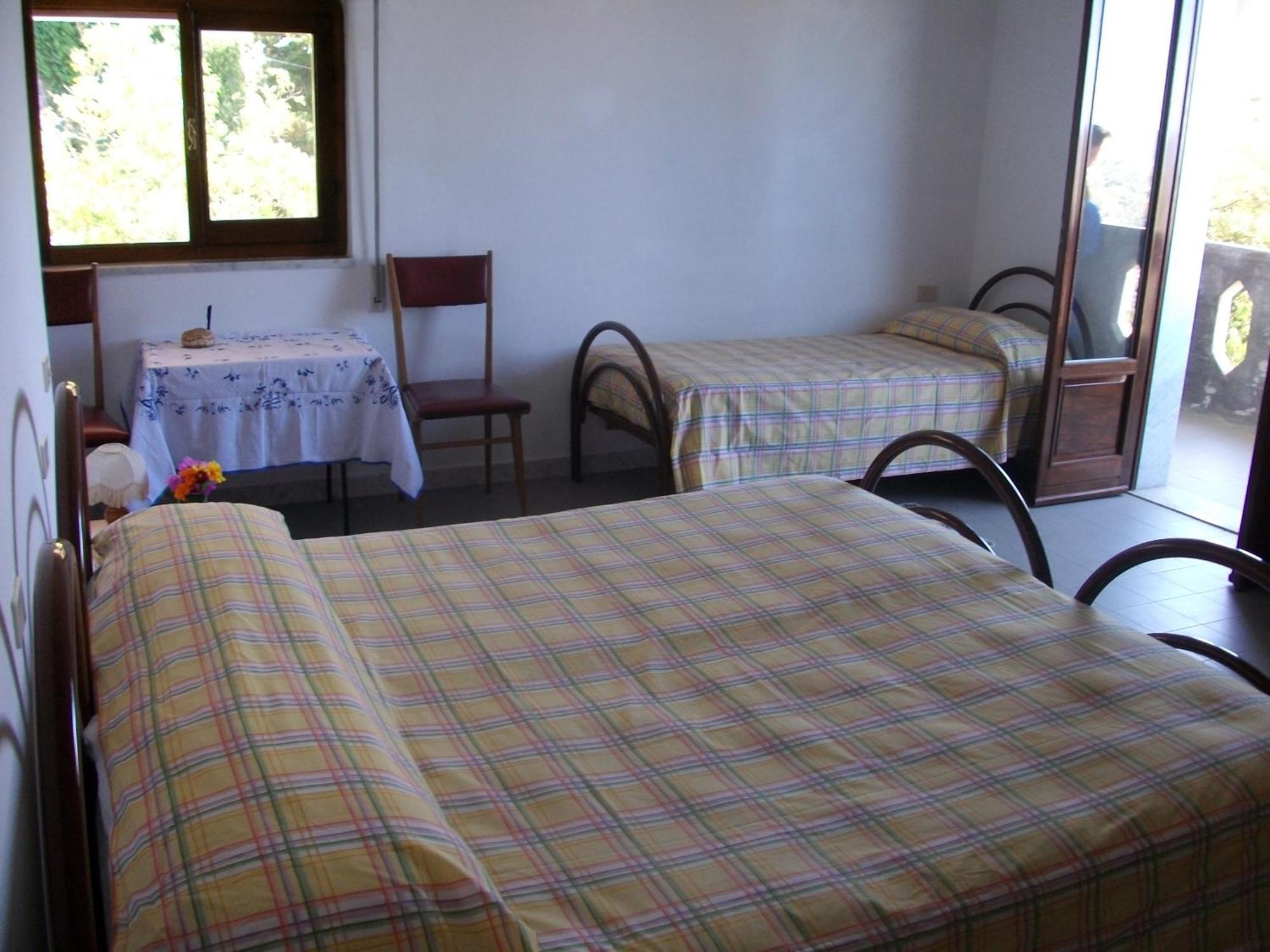 מאסה Hotel Alberta מראה חיצוני תמונה